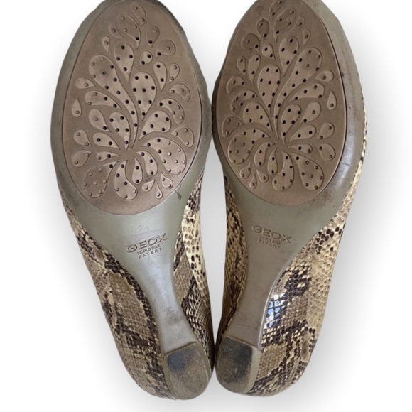 Geox Wedge Shoes Heels Peep Toe Snake Print Tan Size 36 - Picture 8 of 8
